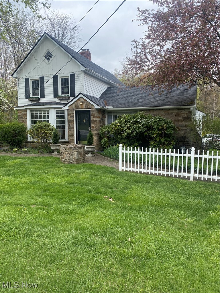 35755 Miles Road Moreland Hills OH 44022