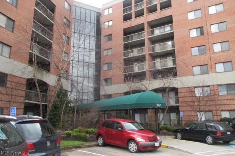 30 Severance Circle Cleveland Heights OH 44118