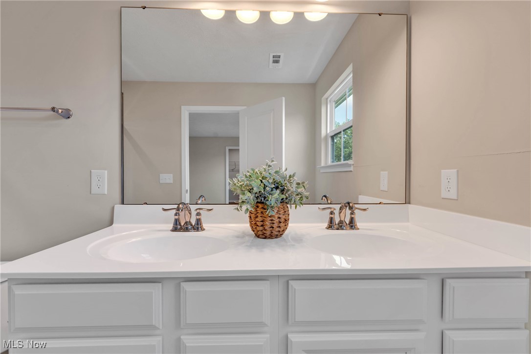 1177 Forecastle Trail Medina OH 44256