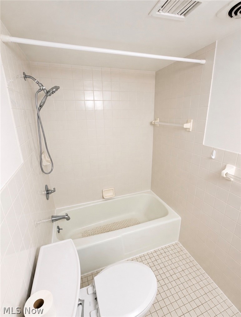 2545 Kenilworth Street Cleveland Heights OH 44106