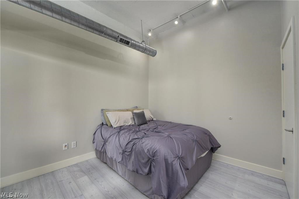 1104 Prospect Cleveland OH 44115