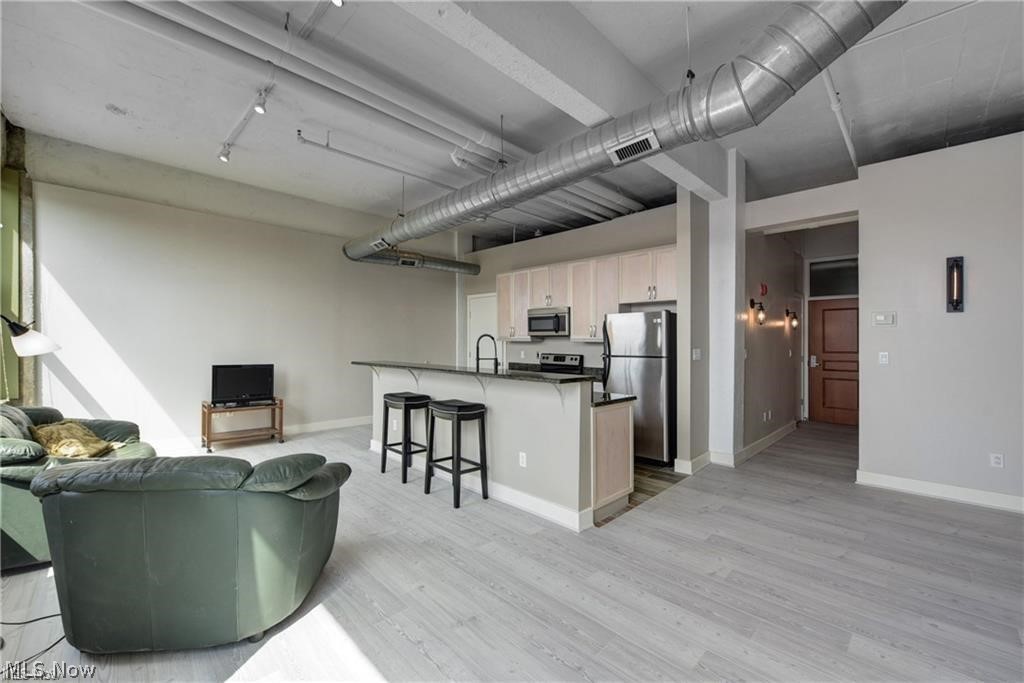 1104 Prospect Cleveland OH 44115