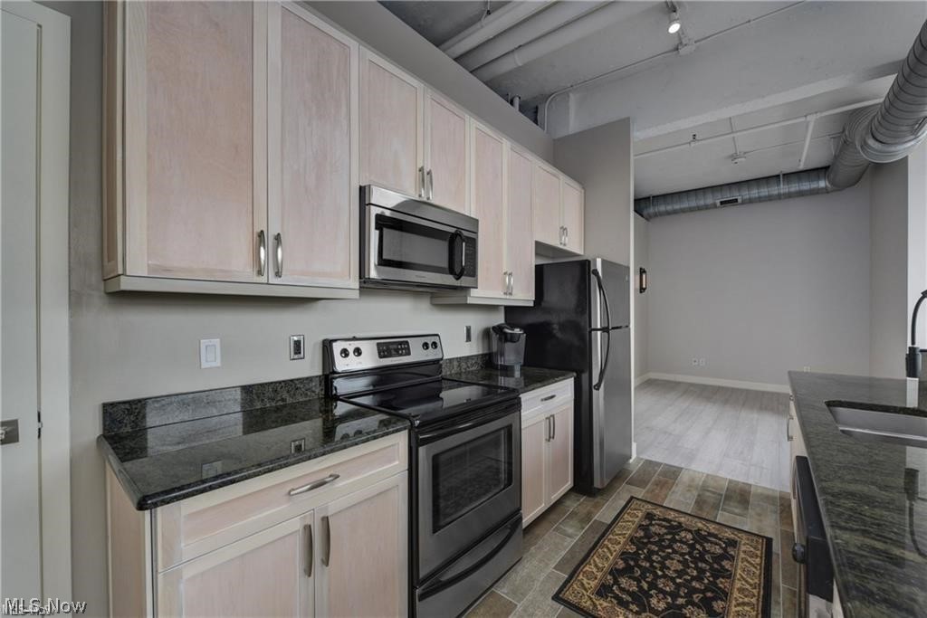 1104 Prospect Cleveland OH 44115