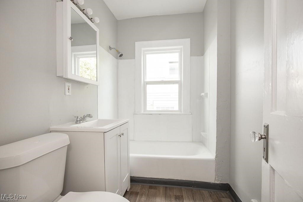 9215 Yale Avenue Cleveland OH 44108