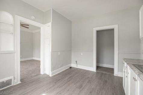 9215 Yale Avenue Cleveland OH 44108