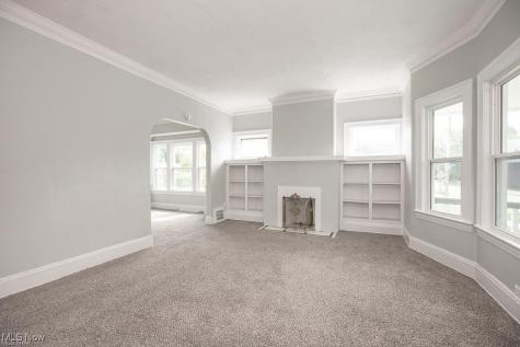 9215 Yale Avenue Cleveland OH 44108