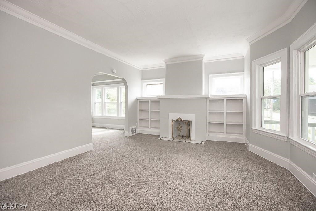 9215 Yale Avenue Cleveland OH 44108