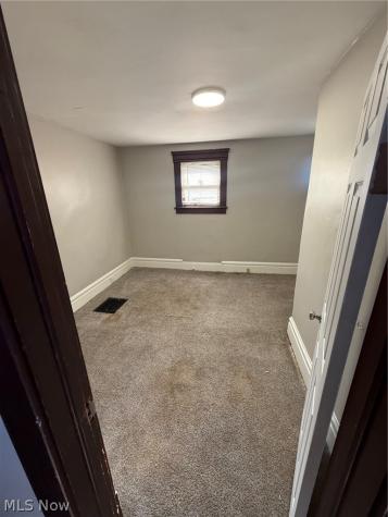 293 E Thornton Street Akron OH 44311