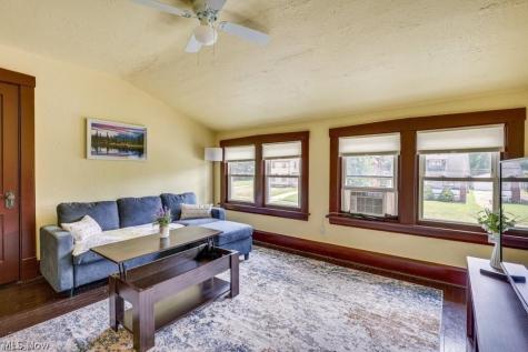 440 Ferndale Avenue Youngstown OH 44511
