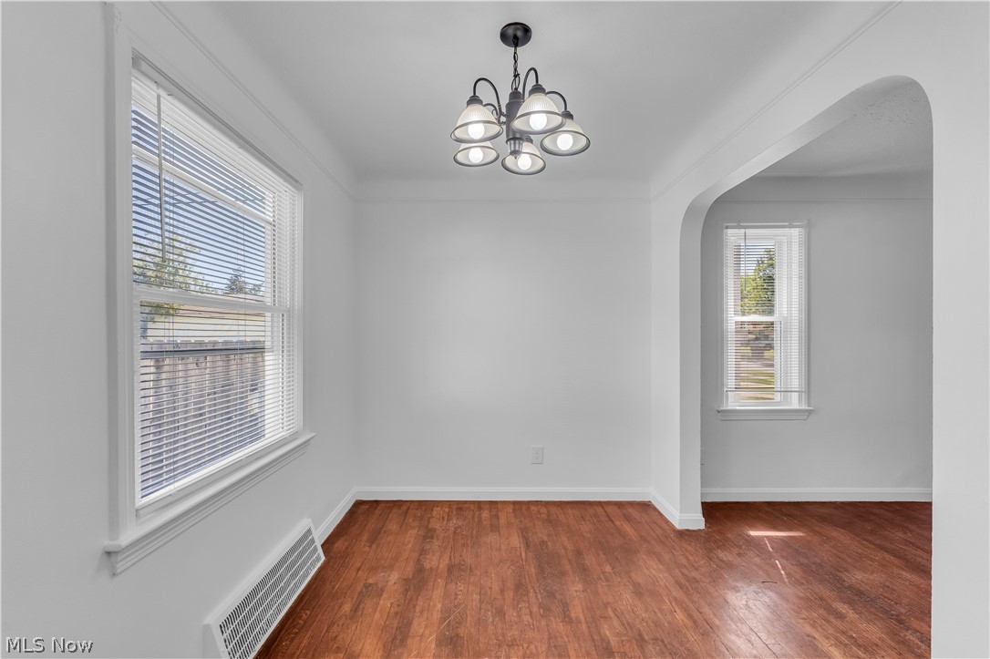 15803 Delrey Avenue Cleveland OH 44128
