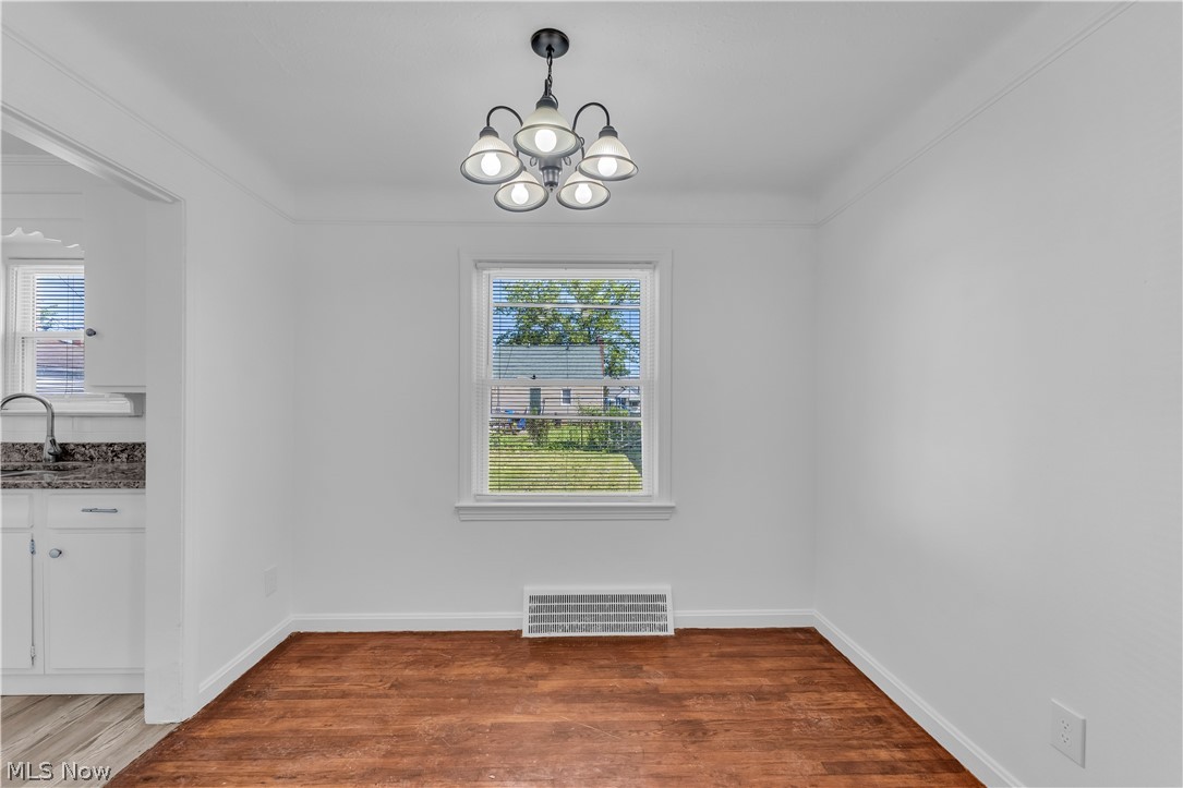 15803 Delrey Avenue Cleveland OH 44128