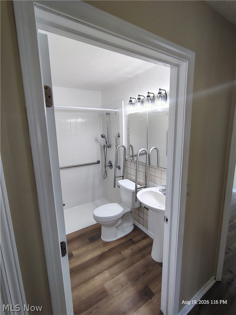 2822 Redgate Lane Austintown OH 44515