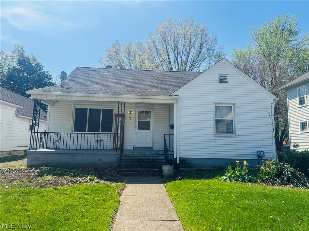509 W 24th Street Lorain OH 44052