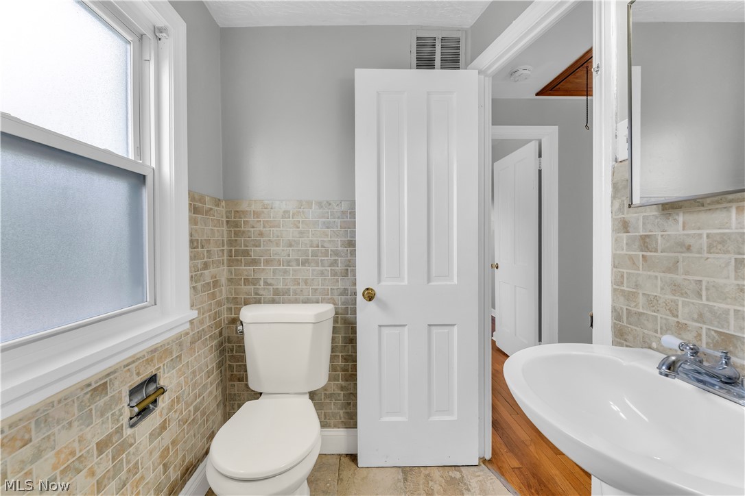 5440 Hollywood Avenue Maple Heights OH 44137