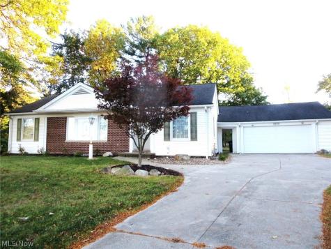 5900 E Pleasant Valley Road Independence OH 44131