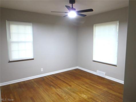 5900 E Pleasant Valley Road Independence OH 44131