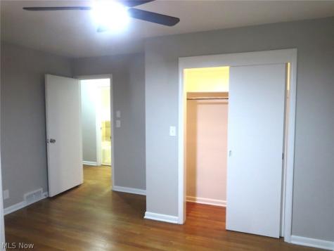 5900 E Pleasant Valley Road Independence OH 44131