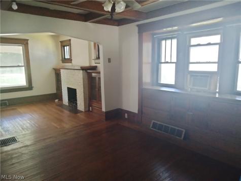 949 W Exchange Street Akron OH 44302