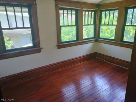 949 W Exchange Street Akron OH 44302
