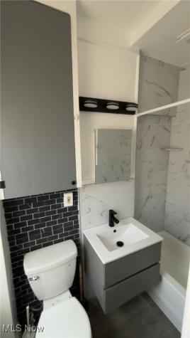 1340 W 65th Street Cleveland OH 44102