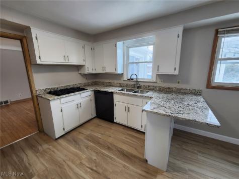 2413 Elmdale Road University Heights OH 44118