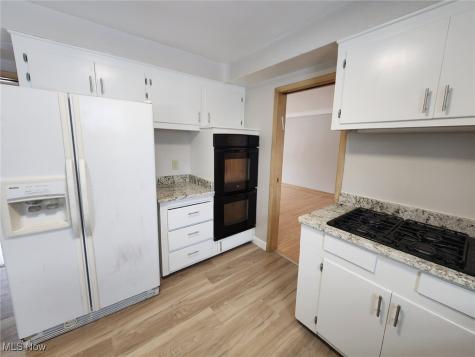 2413 Elmdale Road University Heights OH 44118