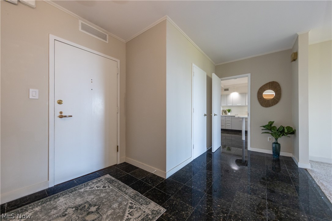 1 Bratenahl Place Bratenahl OH 44108