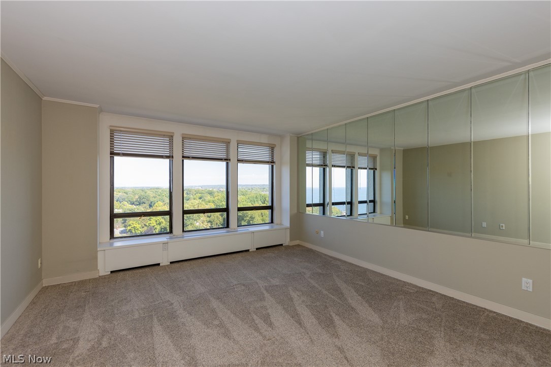 1 Bratenahl Place Bratenahl OH 44108