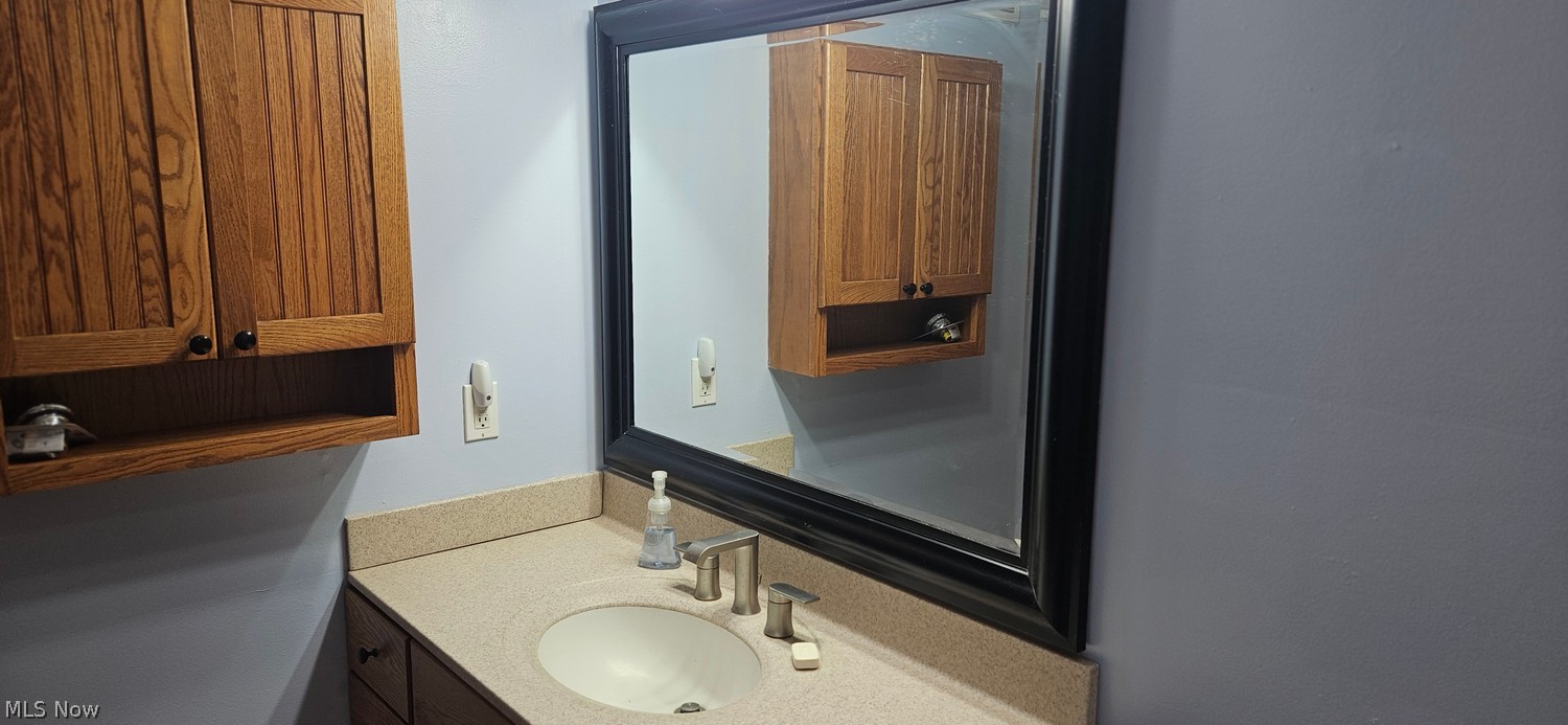 4245 Coe Avenue North Olmsted OH 44070