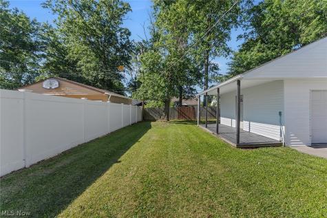 25291 Richards Avenue Euclid OH 44132