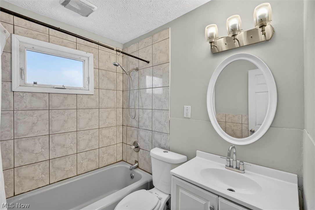 12912 Maplerow Avenue Garfield Heights OH 44105