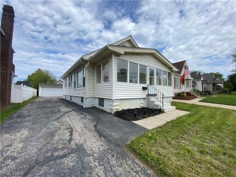 8221 Grand Division Avenue Cleveland OH 44125