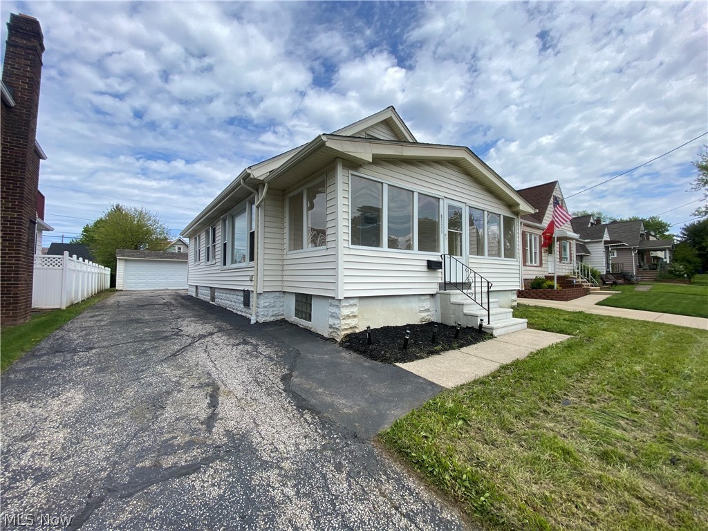 8221 Grand Division Avenue Cleveland OH 44125