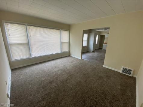 8221 Grand Division Avenue Cleveland OH 44125