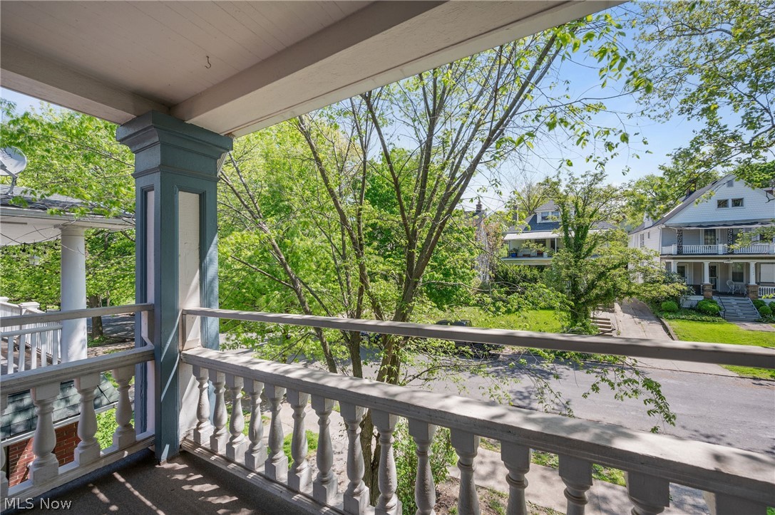 2280 Bellfield Avenue Cleveland Heights OH 44106