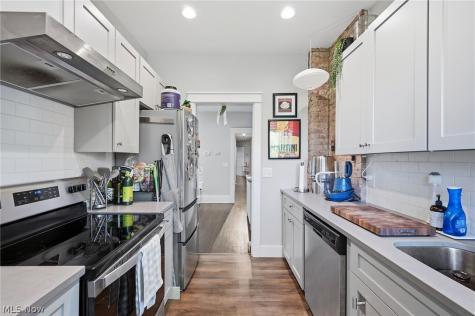 2280 Bellfield Avenue Cleveland Heights OH 44106