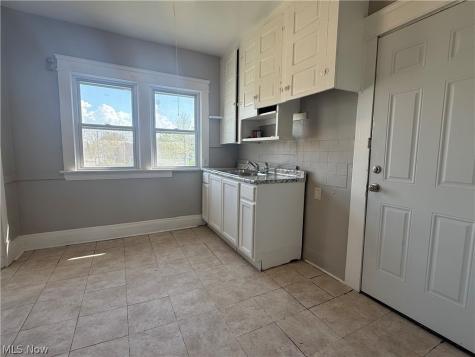 1278 E 115th Street Cleveland OH 44108