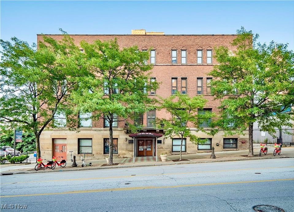 1133 W 9th Street Cleveland OH 44113