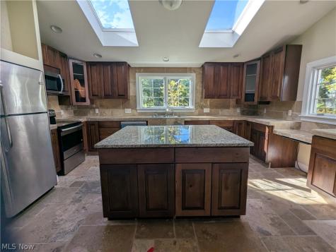 217 Eggleston Road Aurora OH 44202