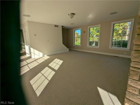 217 Eggleston Road Aurora OH 44202