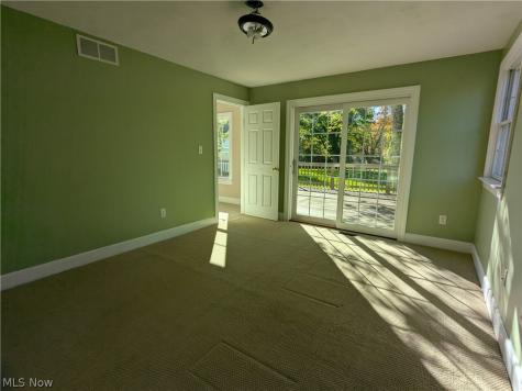 217 Eggleston Road Aurora OH 44202