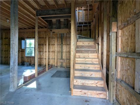 217 Eggleston Road Aurora OH 44202