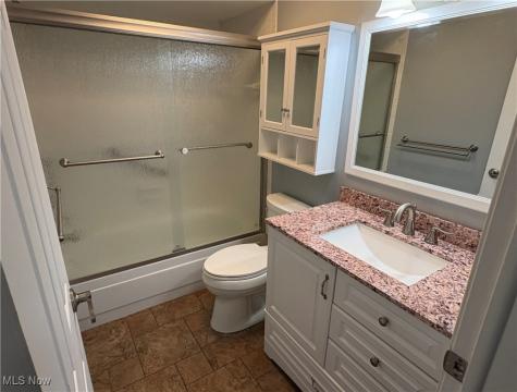 4171 Linden Circle North Olmsted OH 44070