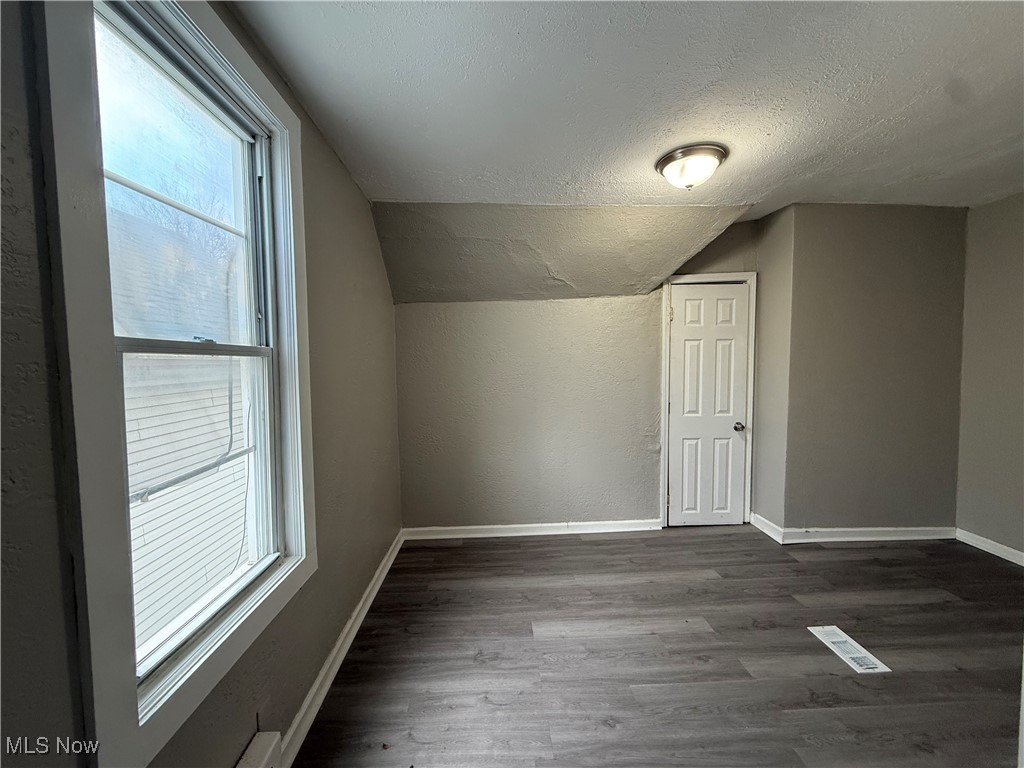 7508 Neville Avenue Cleveland OH 44102