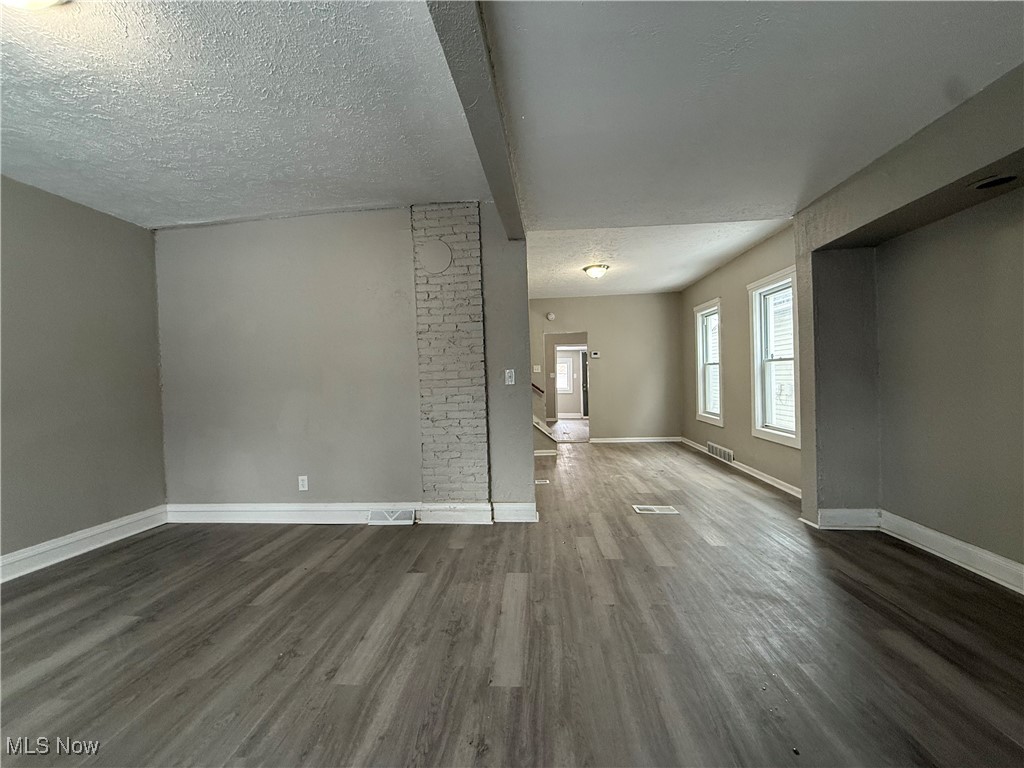 7508 Neville Avenue Cleveland OH 44102