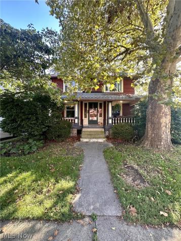 464 Crestwood Avenue Akron OH 44302