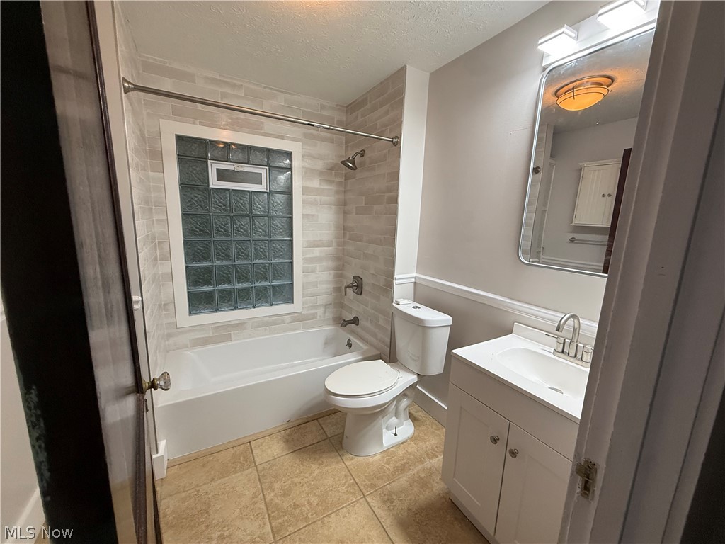 10806 Clifton Boulevard Cleveland OH 44102