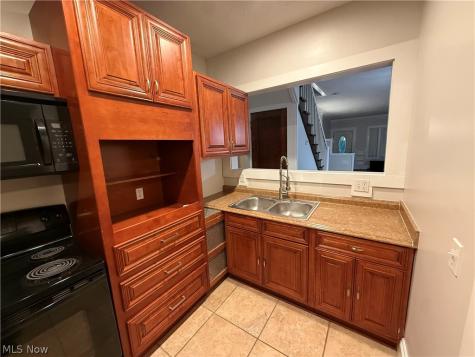 10806 Clifton Boulevard Cleveland OH 44102