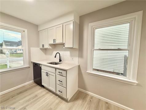 1112 Clearview Avenue Parma OH 44134