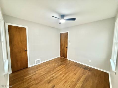 1112 Clearview Avenue Parma OH 44134